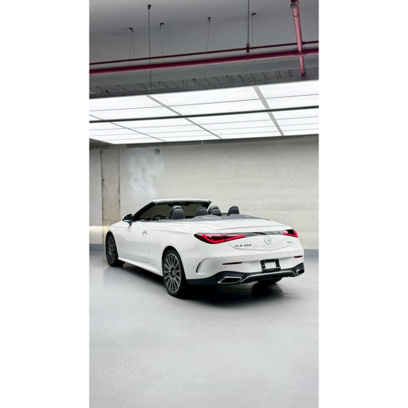 自由飛翔2024 BENZ CLE450 AMG cabriolet頂配P20菱格紋冷熱按摩椅香氛