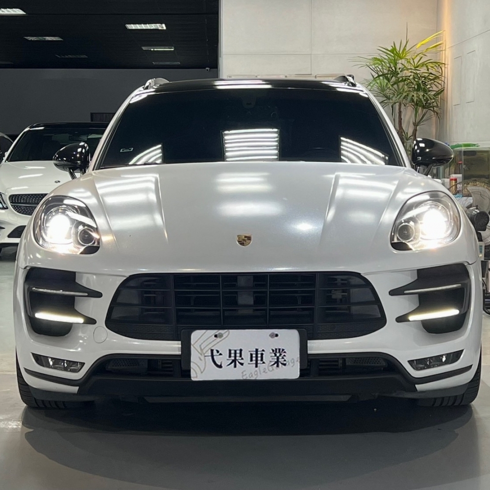 Porsche/Macan｜2015