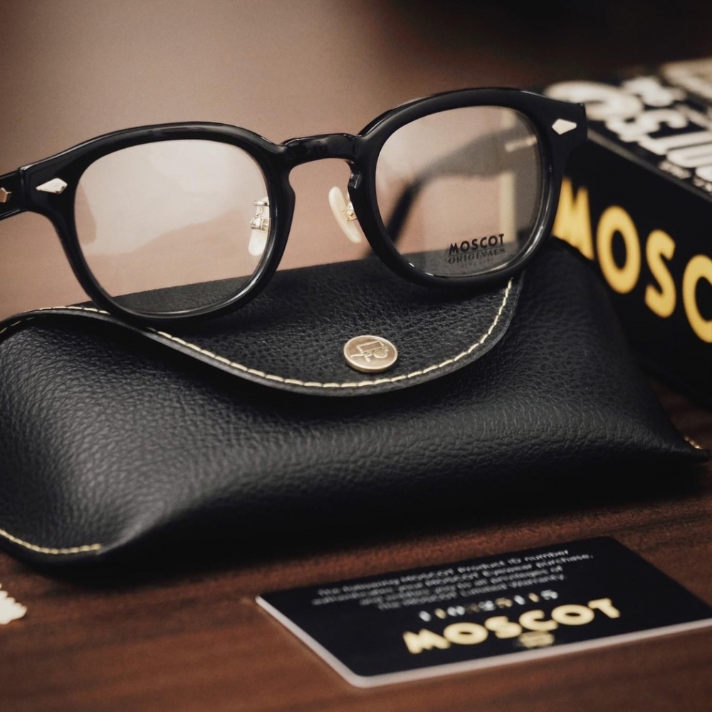  MOSCOT Le