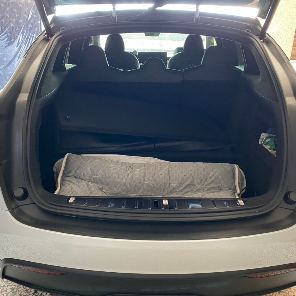 Model X車泊背包-整片的舒適款