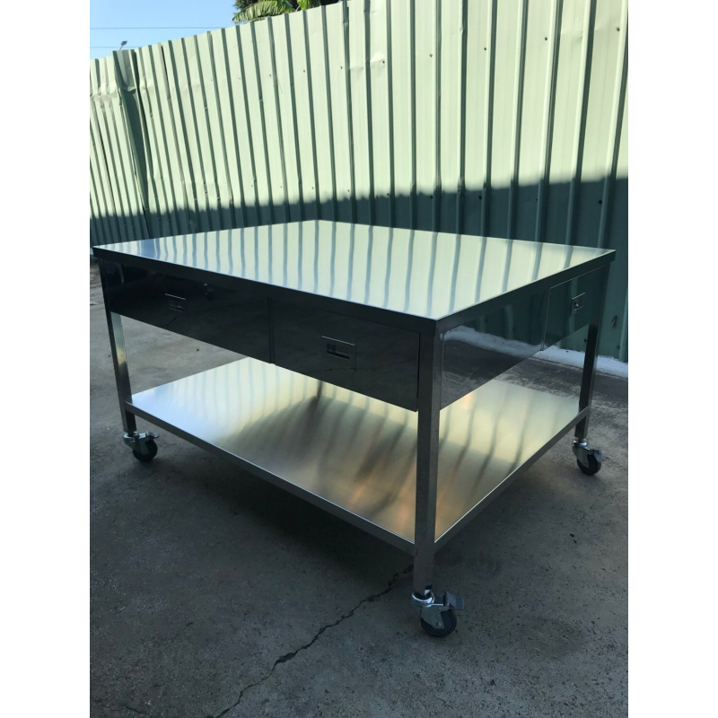 Stainless Steel Work Table for Cleanrooms