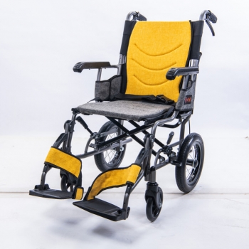 鋁合金掀腳輪椅(看護