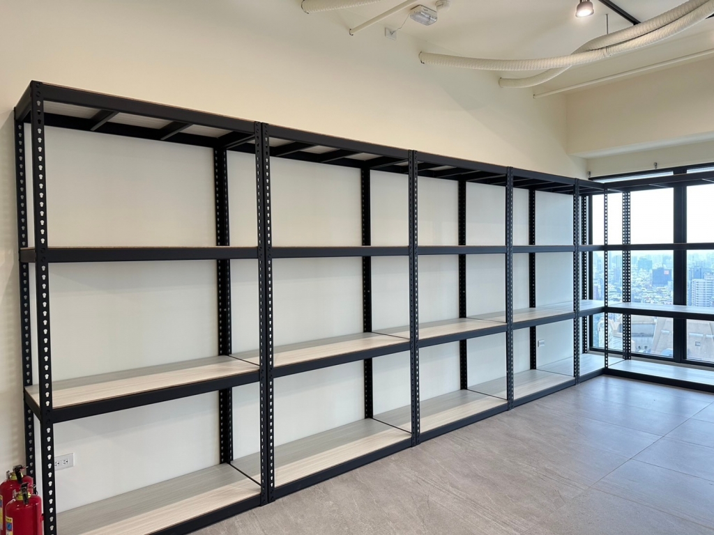 高雄CBD經貿中心28F 辦公室層架（無螺絲角鋼）