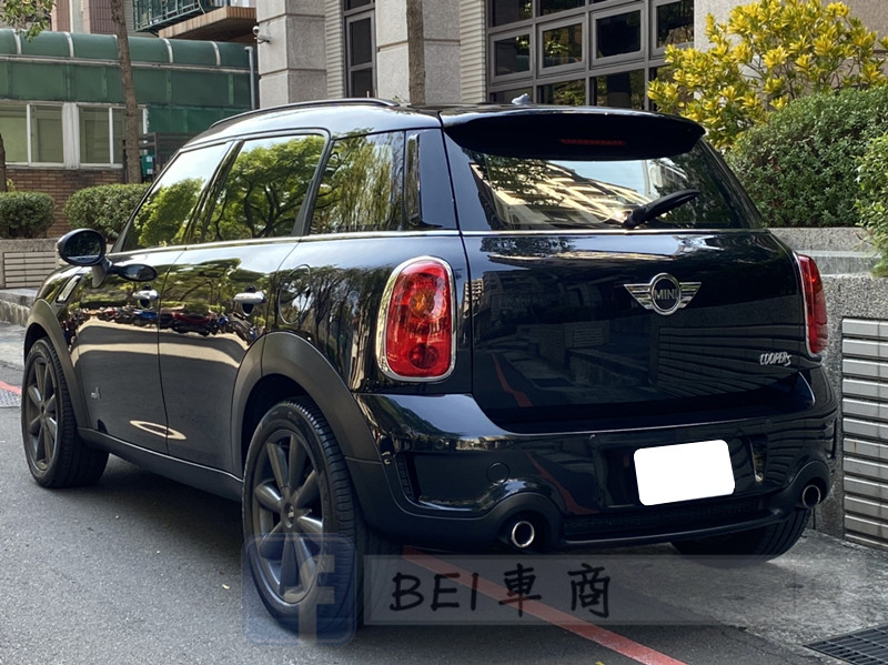 10年 MINI  COUNTRYMAN 1.6 4WD 自排 黑