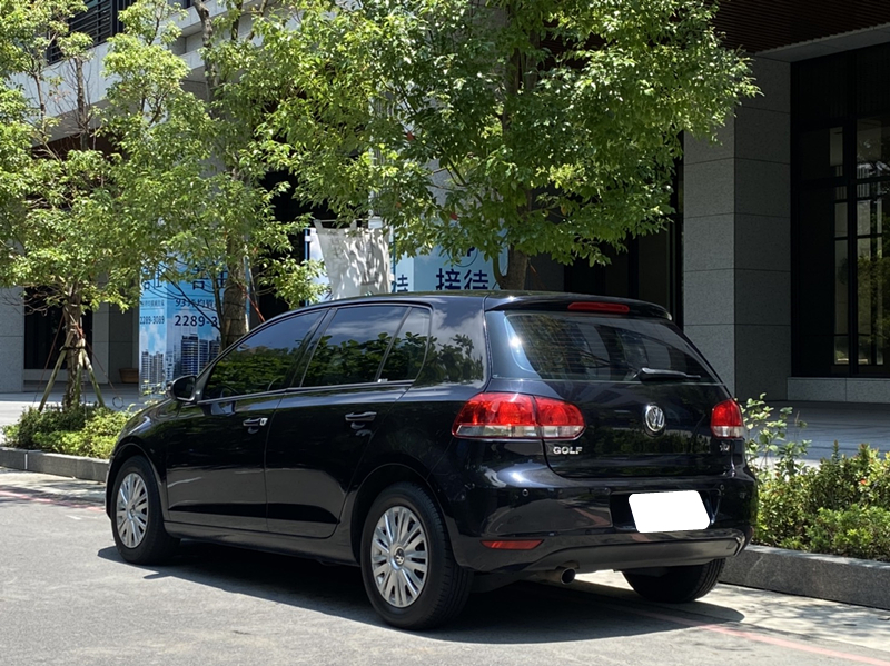 12年 GOLF 1.6 TDI 黑