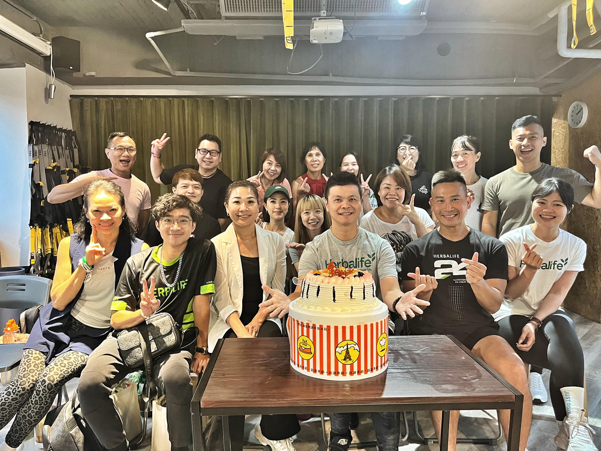 為任何小事慶祝不只是一年一度的生日| 台北減肥教室,台北減重教室-阿喵的減肥雕塑教室-減重諮詢,減重諮詢師,台北/板橋減重諮詢,運動教室