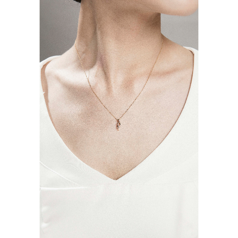 14K金鑲0.02 克拉鑽迷你鍊墜