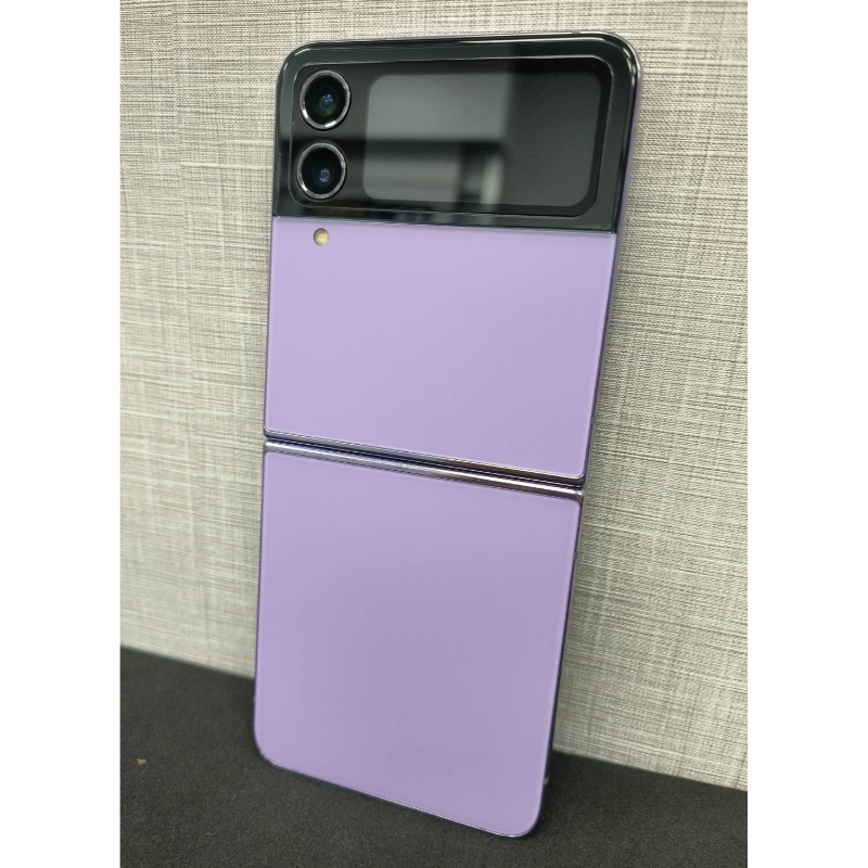 Galaxy Z Flip4 