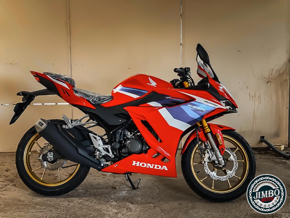 HONDA CBR150R