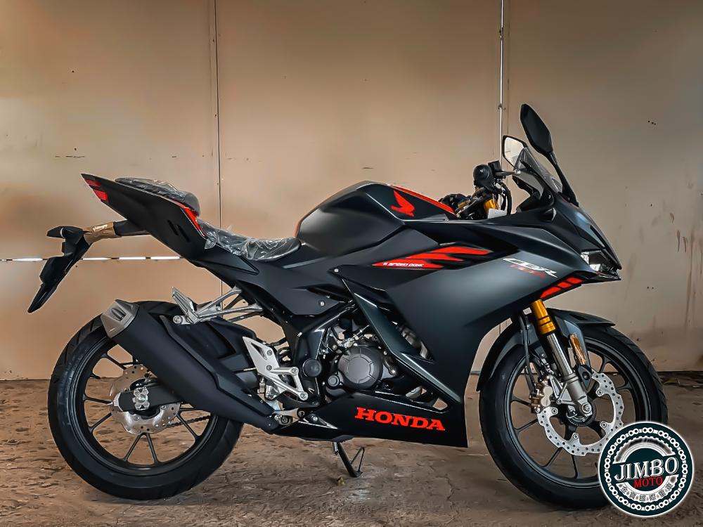 HONDA CBR150R