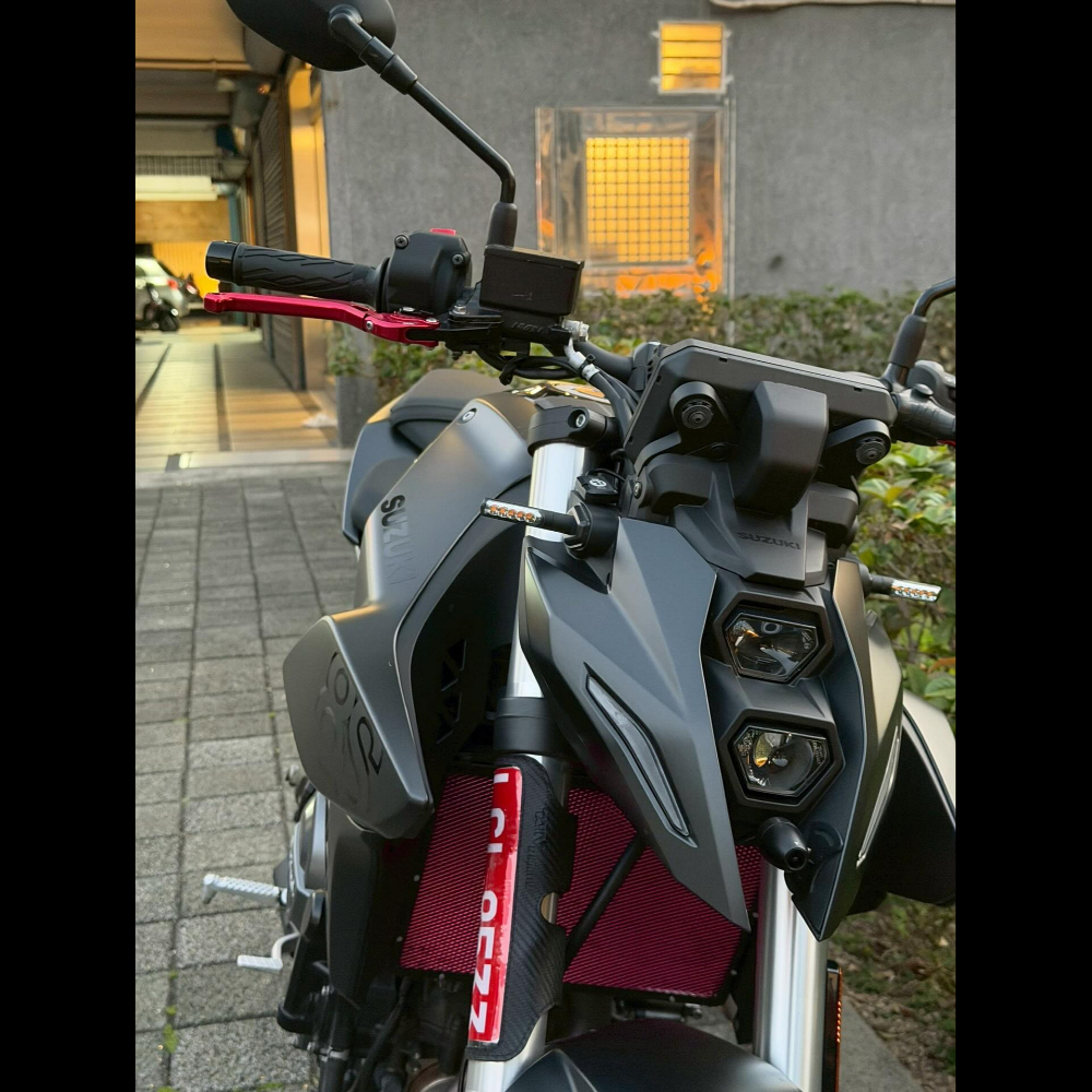 2023 SUZUKI 8S