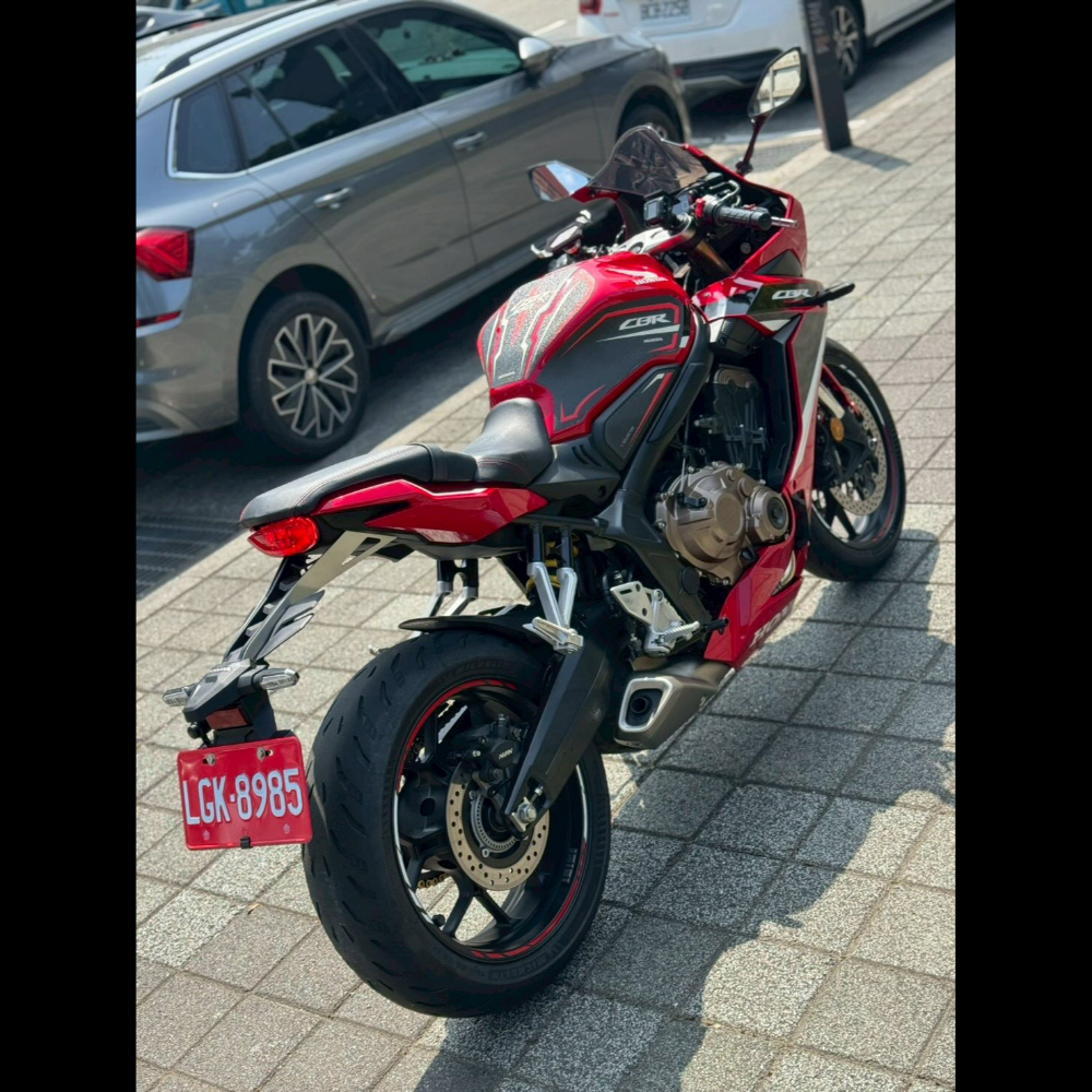 2021 HONDA CBR650R 