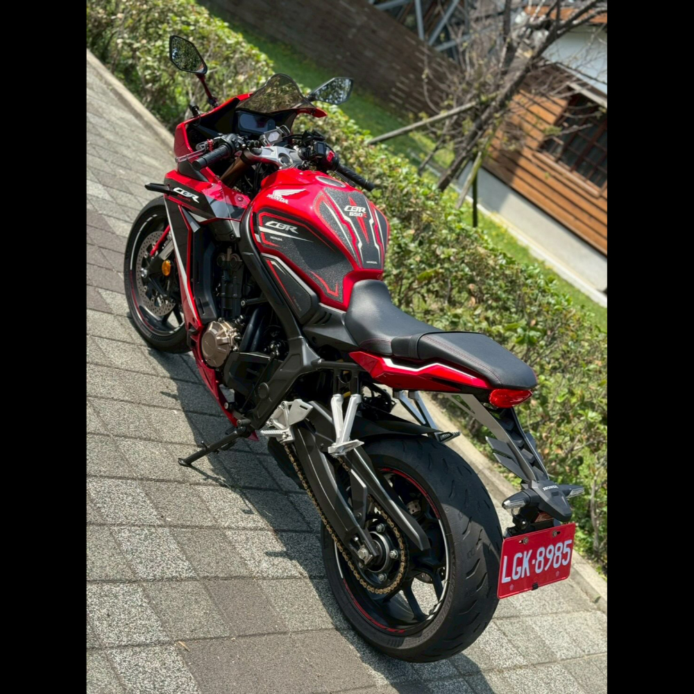 2021 HONDA CBR650R 