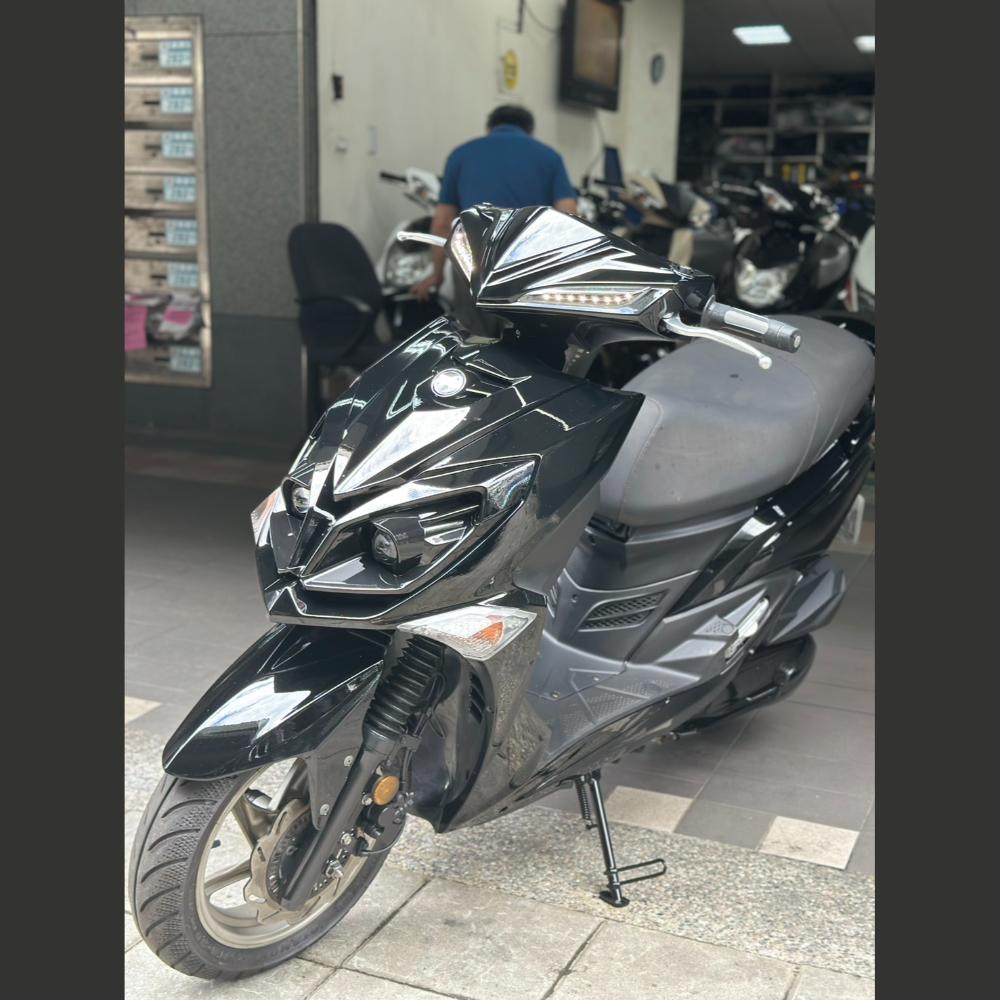 Jet SR  AB
