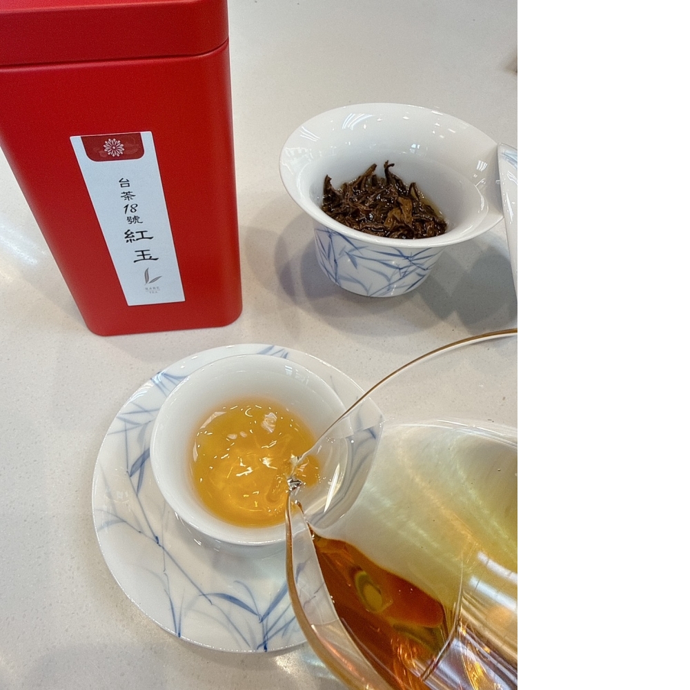 頂級《紅玉禮盒》 台茶18號