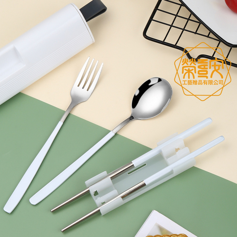 【LOGO訂製｜上字】創意禮品｜三角收納不鏽鋼餐具組｜多用途手機架