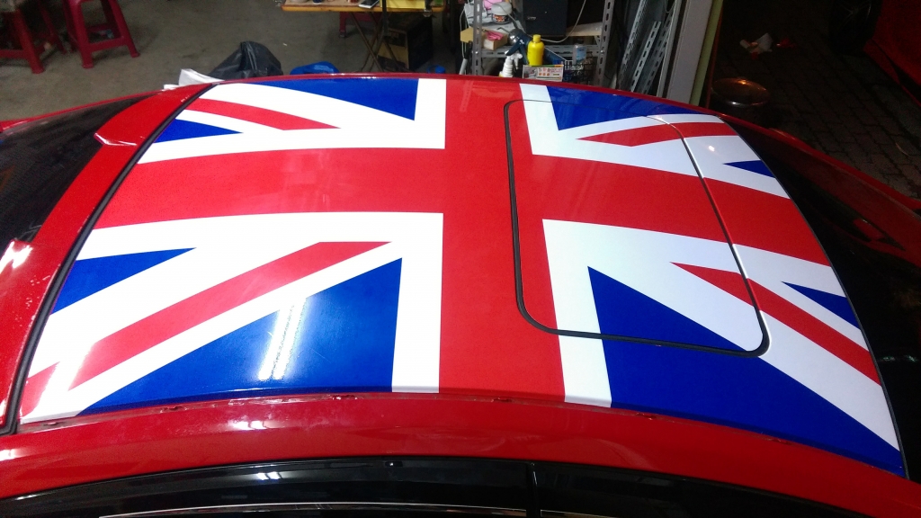 特殊包膜-現代elantra-車頂英國國旗貼膜