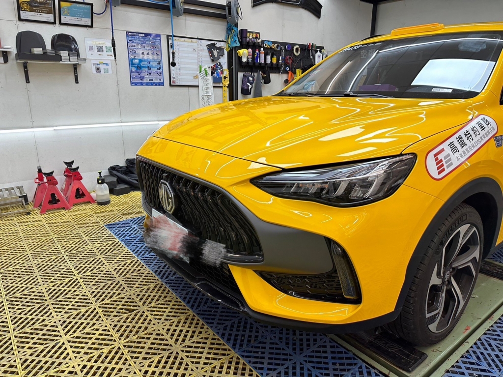MG全車包膜計程車黃色