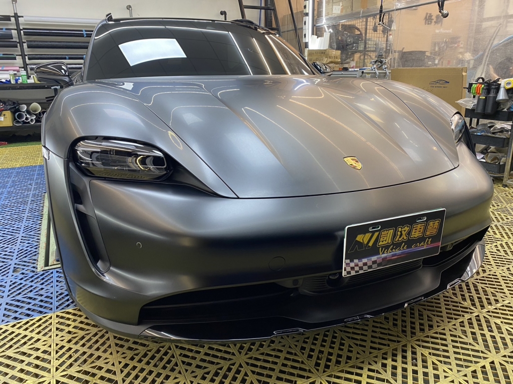 Porsche Taycan 全車消光犀牛皮