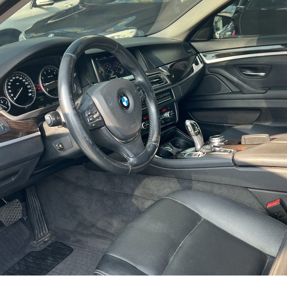2013年BMW 520I