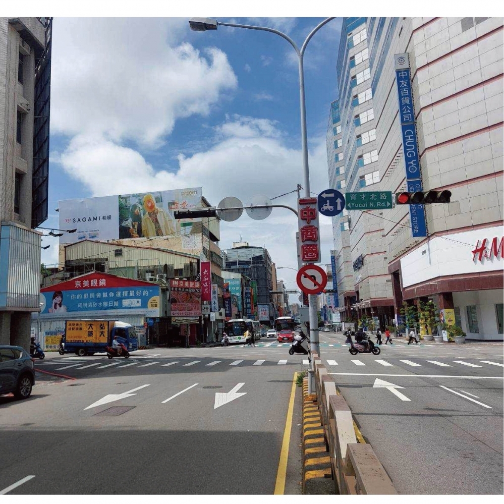H-0245 台中中友百貨對面、一中商圈