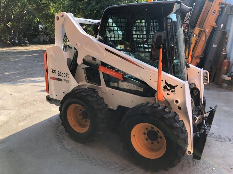 Bobcat 美國外匯中古山貓黑貓s590 S570 全新山貓 最新消息 永壹堆高機 台中堆高機買賣 台中租堆高機