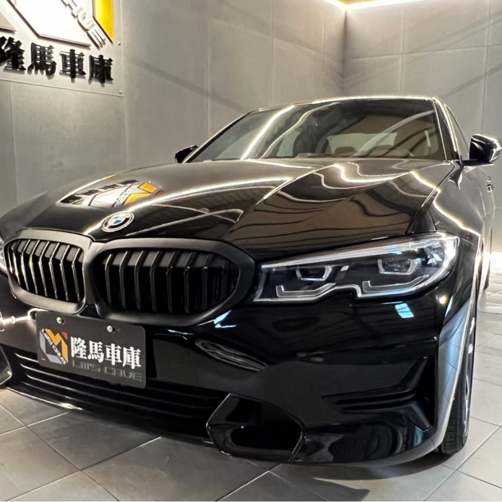 正2020年出廠 BMW G20 330i Sport Line 開價170萬-台中收購中古車