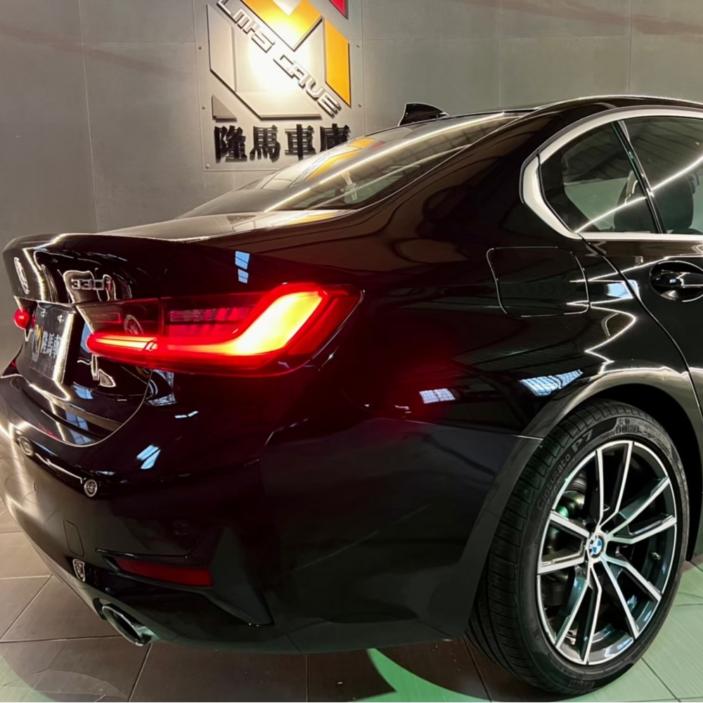 正2020年出廠 BMW G20 330i Sport Line 開價170萬