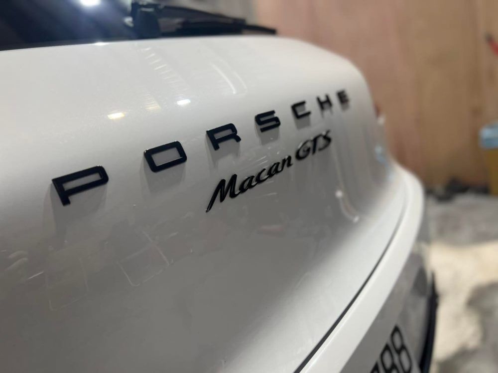 2016/ 17 Porsche Macan GTS 卡雷拉白