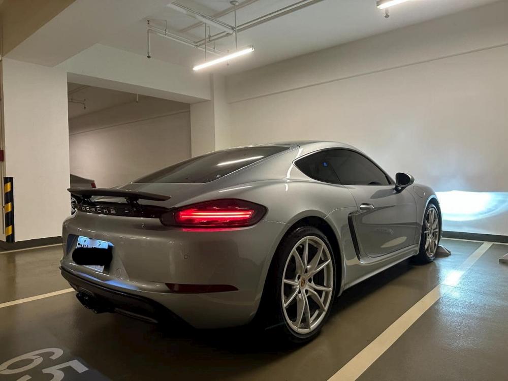 2020 Porsche Cayman 718