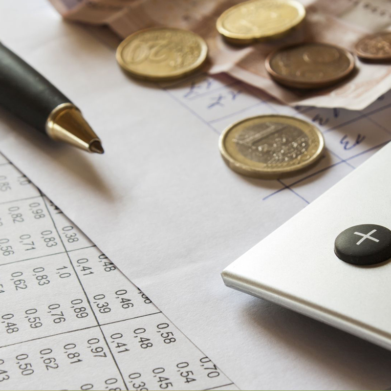 付給洛璃國際費用後銀行還會收取甚麼費用嗎？
