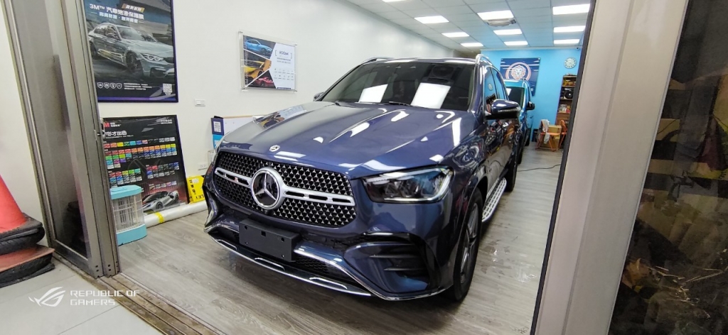 BENZ GLE300d. 全車全方位防護專案  膜料品牌 德國Rodim(巴斯夫）R2