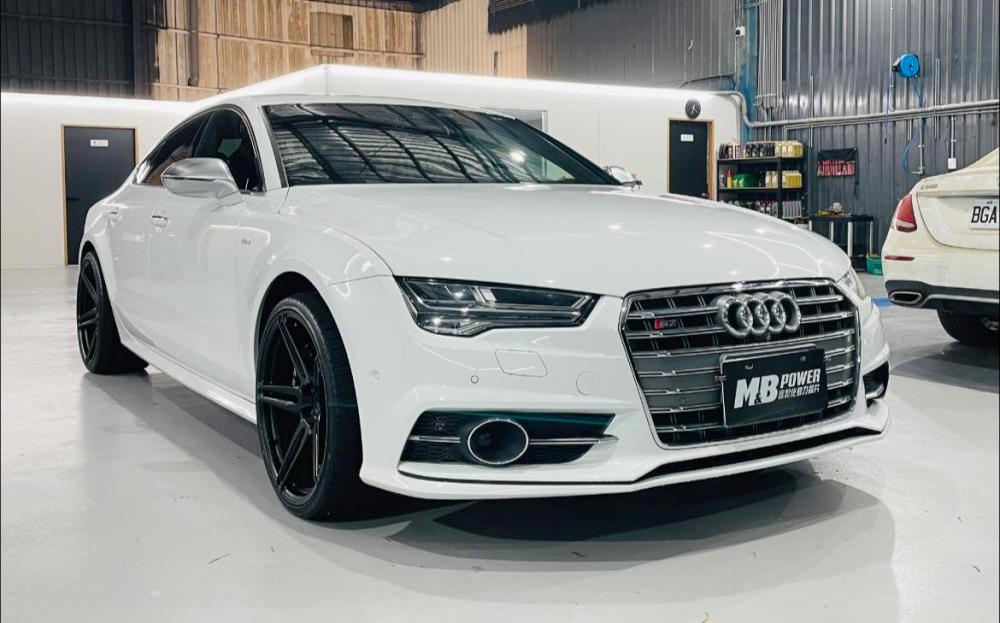 AUDI  S7 Sportback 氣壓避震器復原
