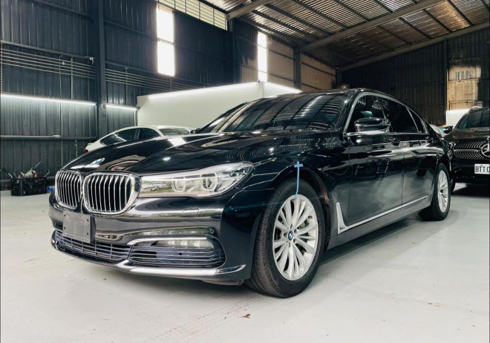 BMW  G12  740 氣壓避震器復原