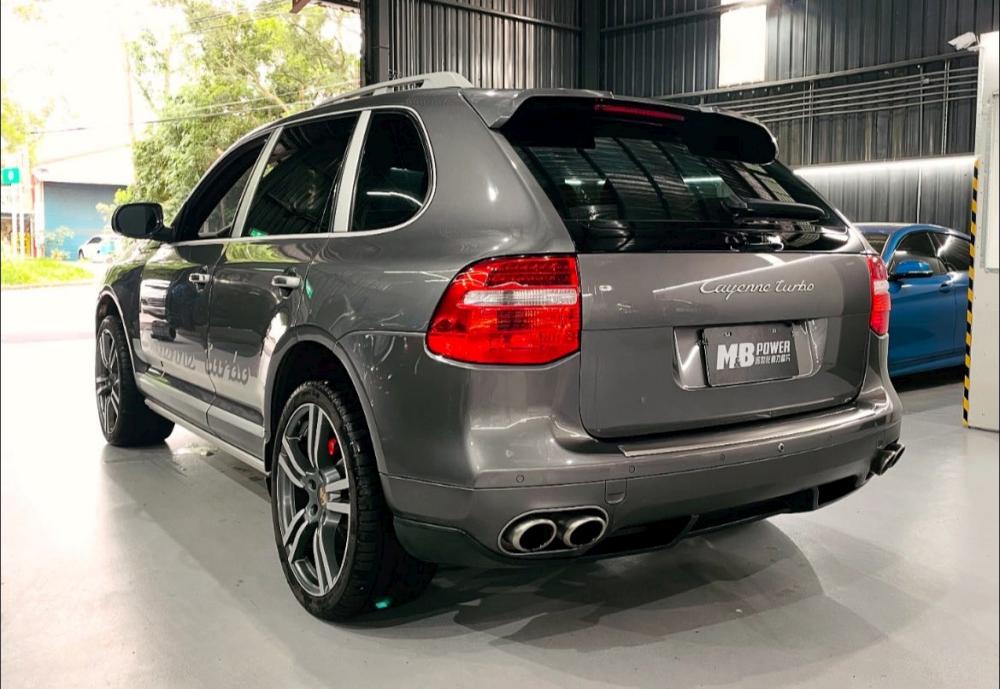 Porsche Cayenne Turbo氣壓避震器復原