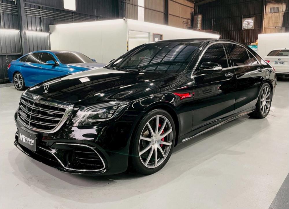 Mercedes-B