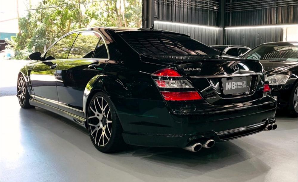 Mercedes-Benz W221 S550氣壓避震器復原