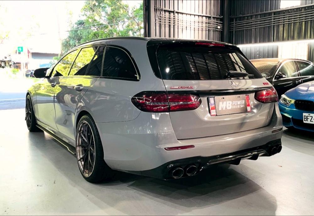 Mercedes-Benz S213 E53氣壓避震器復原