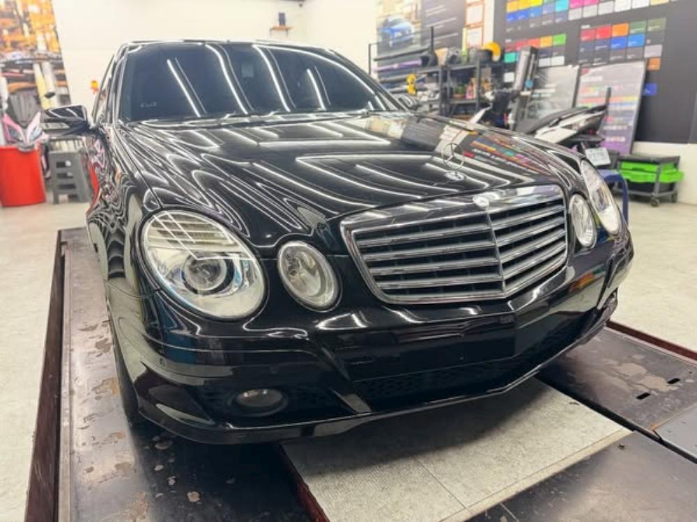 Benz E280 