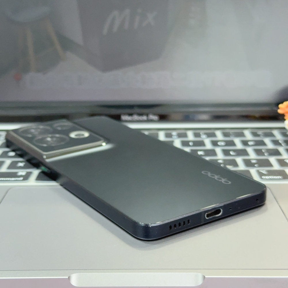 店保90天｜OPPO Reno8 Pro 256G 全功能正常！6.7吋 CPH2357 黑色 #8674 安卓二手機 便宜二手機