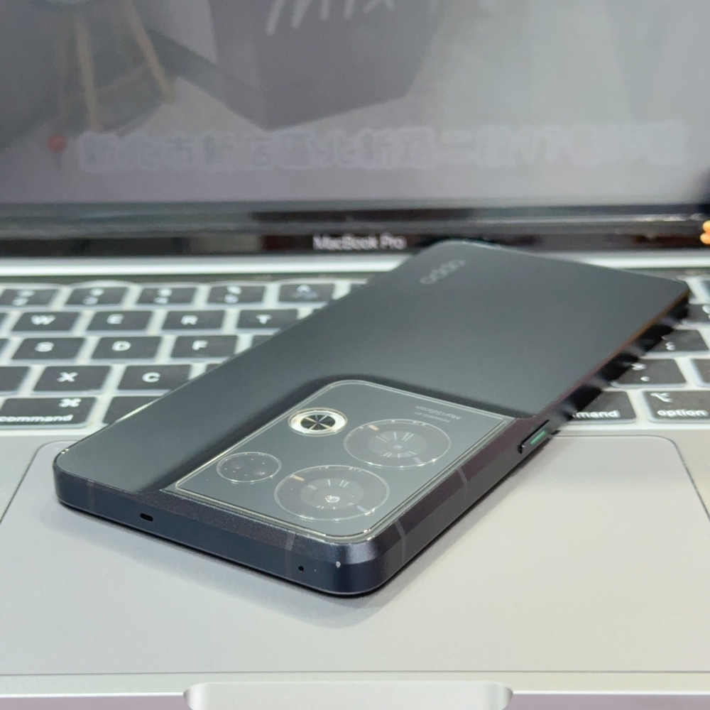 店保90天｜OPPO Reno8 Pro 256G 全功能正常！6.7吋 CPH2357 黑色 #8674 安卓二手機 便宜二手機
