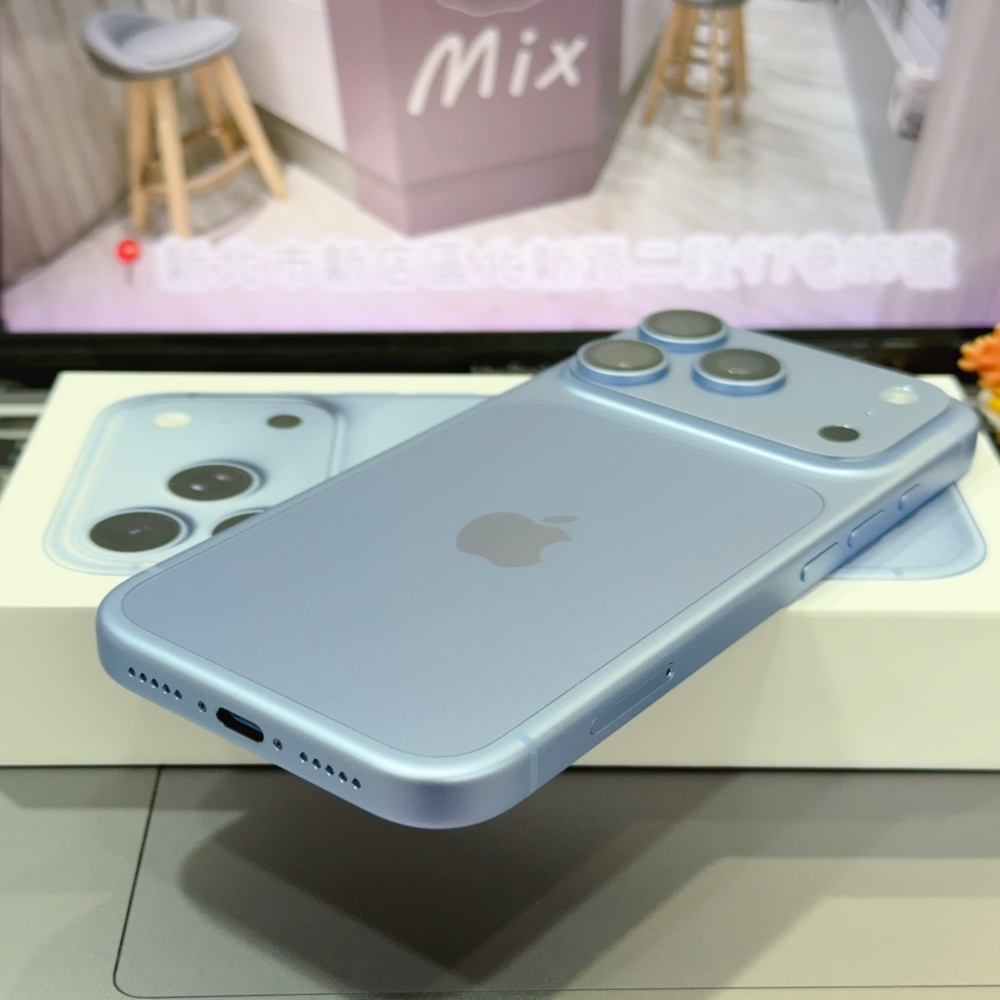 iPhone 18 Pro 256G 保固2027.9.17 電池100% 冰川藍 6.3吋 #8900 二手iPhone