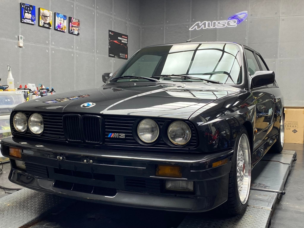 BMW e30 m3