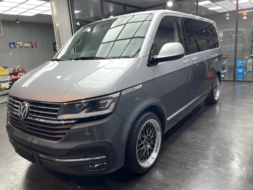 vw t6.1 multivan/台中汽車上蠟