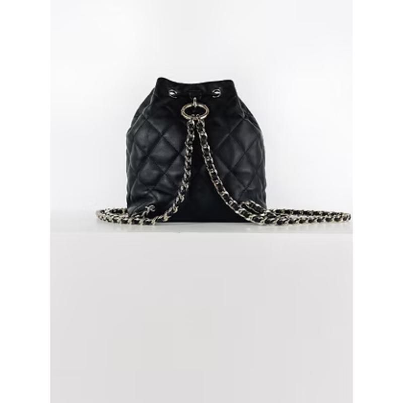 Chanel 23B 雙肩後背包 晶片款 經典黑