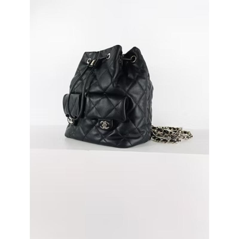 Chanel 23B 雙肩後背包 晶片款 經典黑