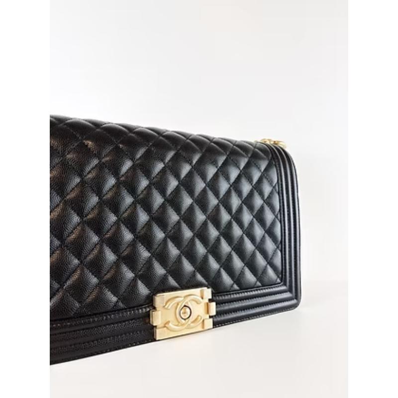 二手Chanel Boy28 荔枝牛 淡金釦 晶片款