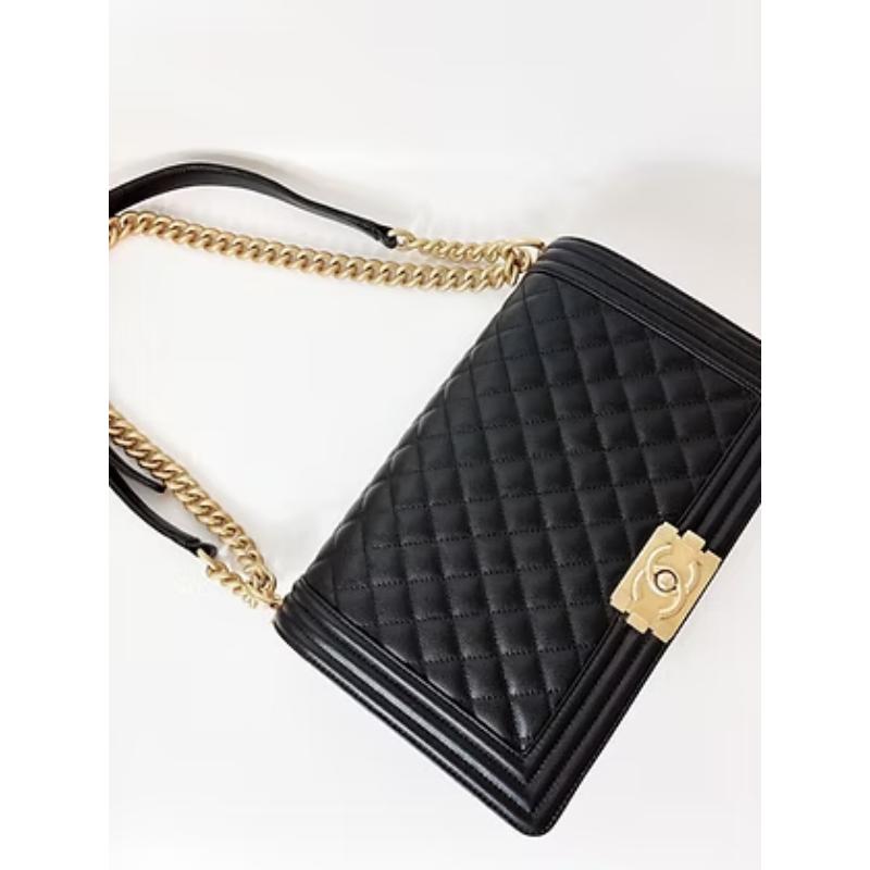 二手Chanel Boy28 荔枝牛 淡金釦 晶片款