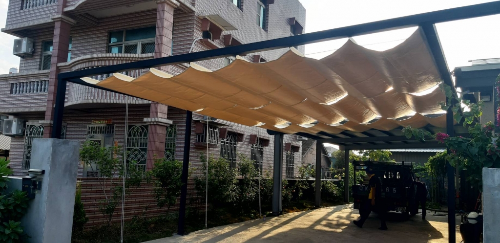 伸縮遮陽網(帆布)