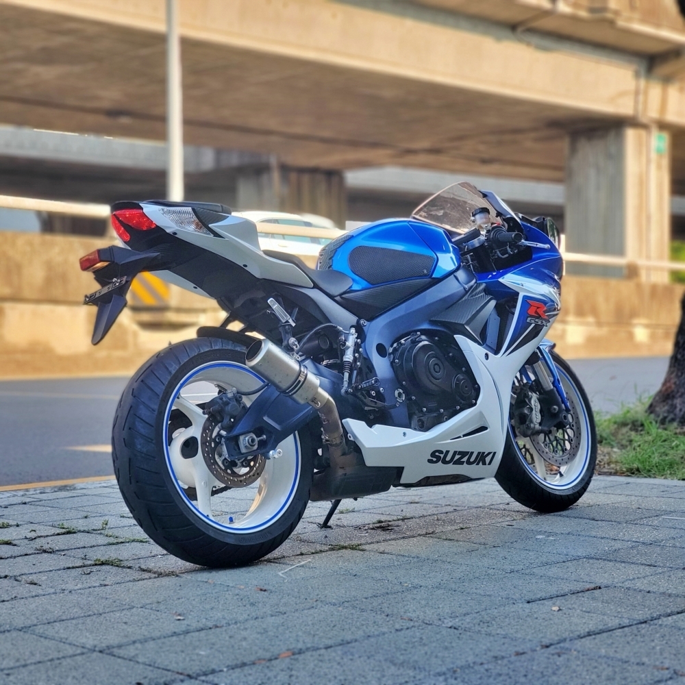 SUZUKI GSX-R600